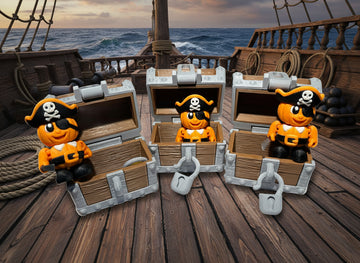 Pumpkin Pirate & Chest Set